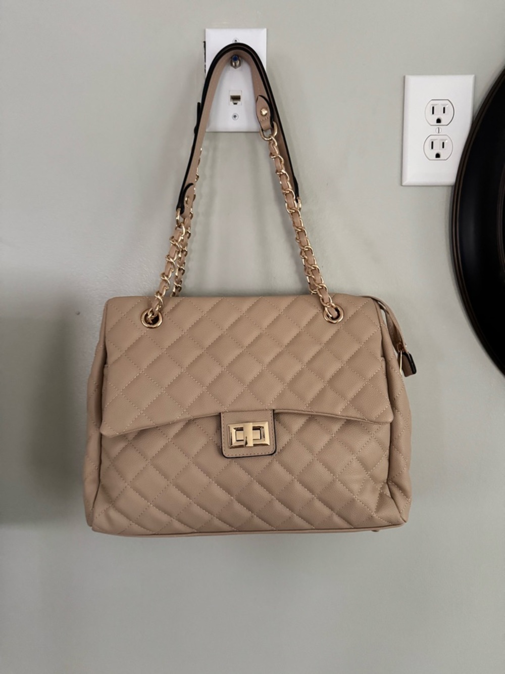 Quilted Chain-Handle Shoulder Bag in Beige